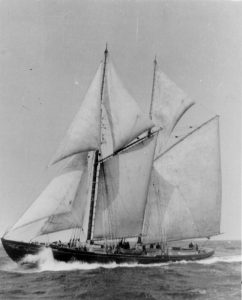Possible to be Marguerite B. Tanner under full sail_Maritime History Archives_PF-055.2-152