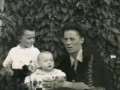 Eileen-Bill-and-infant-brother