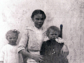 Leah-Follett-wife-of-Caleb-holding-Lydia-and-Violet-Green