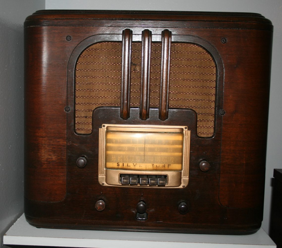 Memories of our families old Silvertone radio